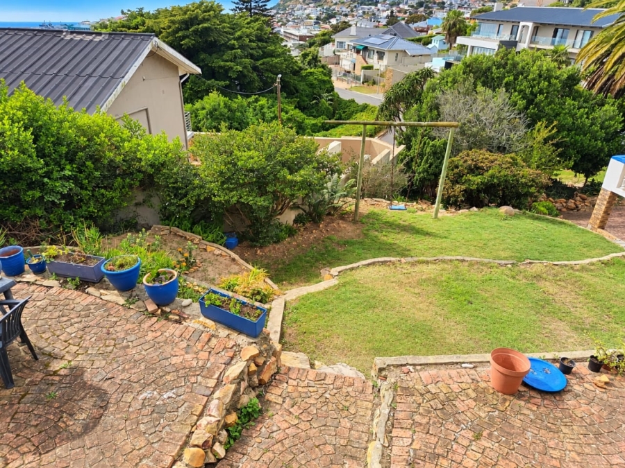 To Let 2 Bedroom Property for Rent in Santos Bay Western Cape